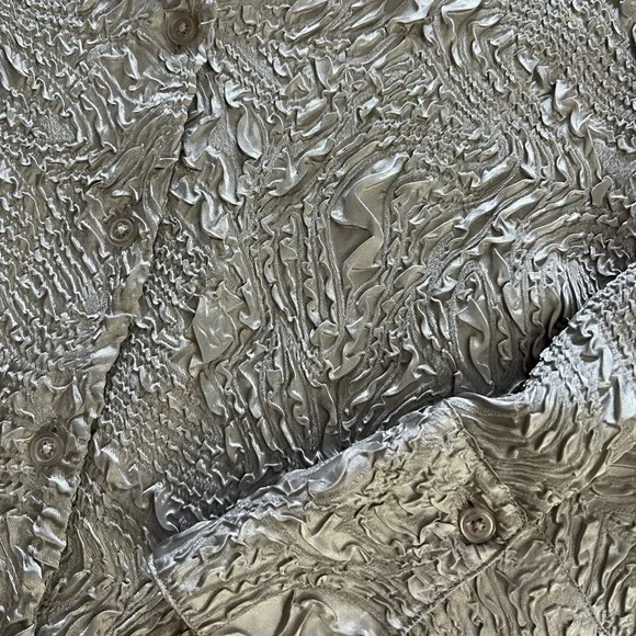 Vintage Metallic Textured Button-Down Blouse - silver, size XL - Picture 3 of 5